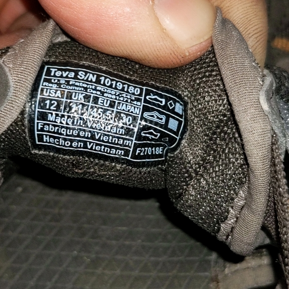 Men's Teva size 12 sandals - Picture 6 of 6